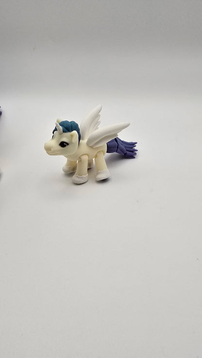 ✨ Vali the Winged Unicorn