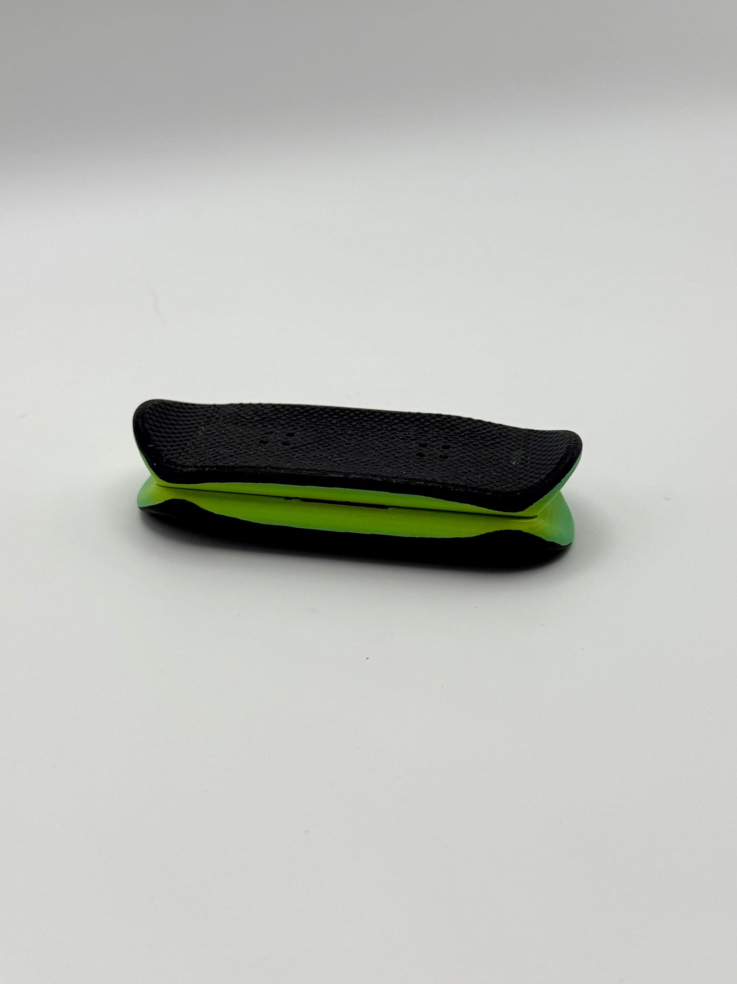 Kickflip Magnetic Fidget
